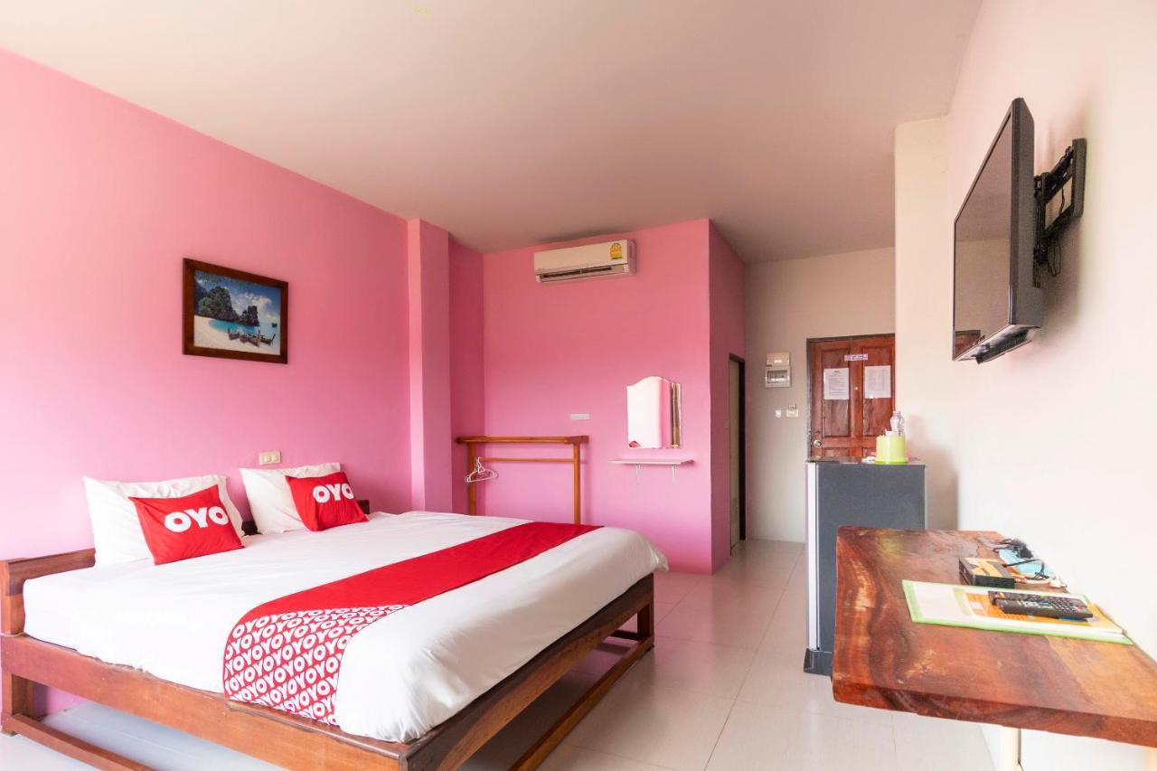 Oyo 632 Thanagrit Apartelle Tha Mai Exterior photo